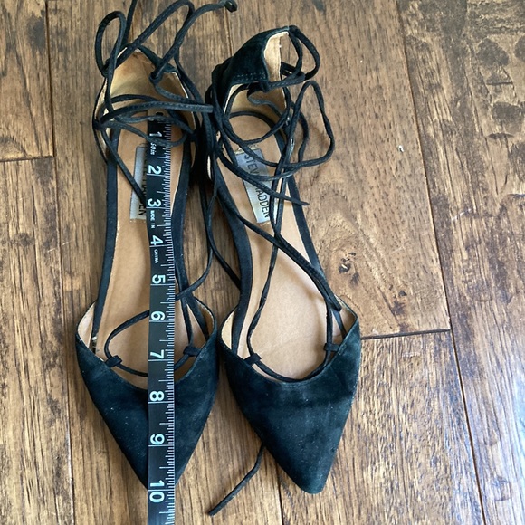 Steve Madden Pointed Toe Lace Up Flats - Picture 5 of 7